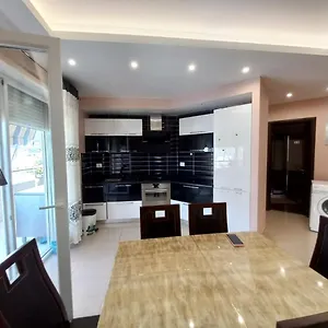 Appartamento Lungo Mare & Luxury, Vlorë